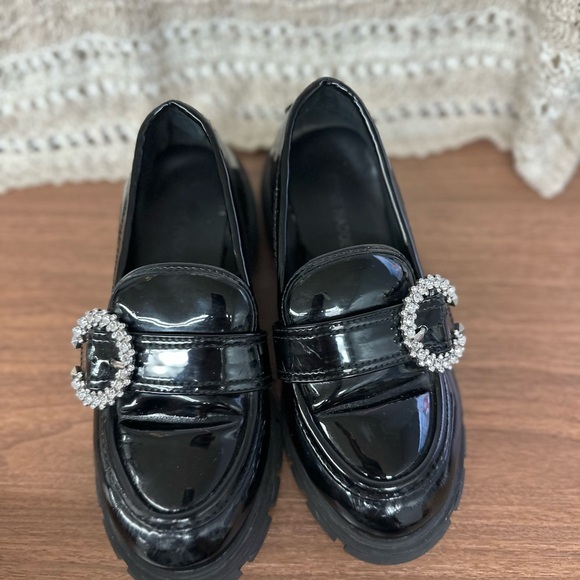 Steve Madden Hailey Chunky Heel Black vegan Patent Bling Buckle size 13 - Picture 8 of 10